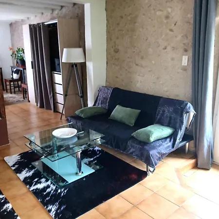 Bienvenue Chez Lola